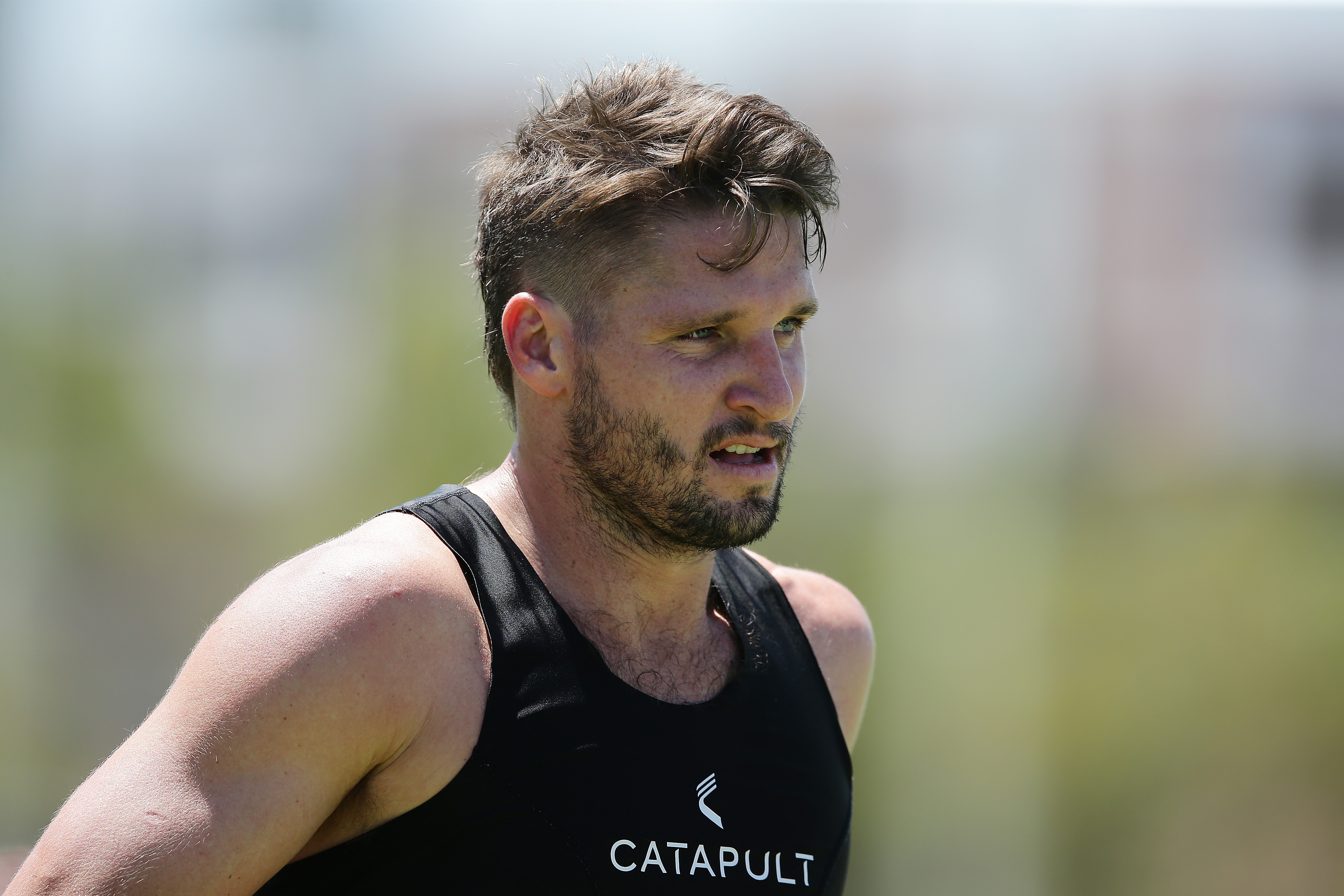 Hogan a chance for R2 return as Dockers regain stars