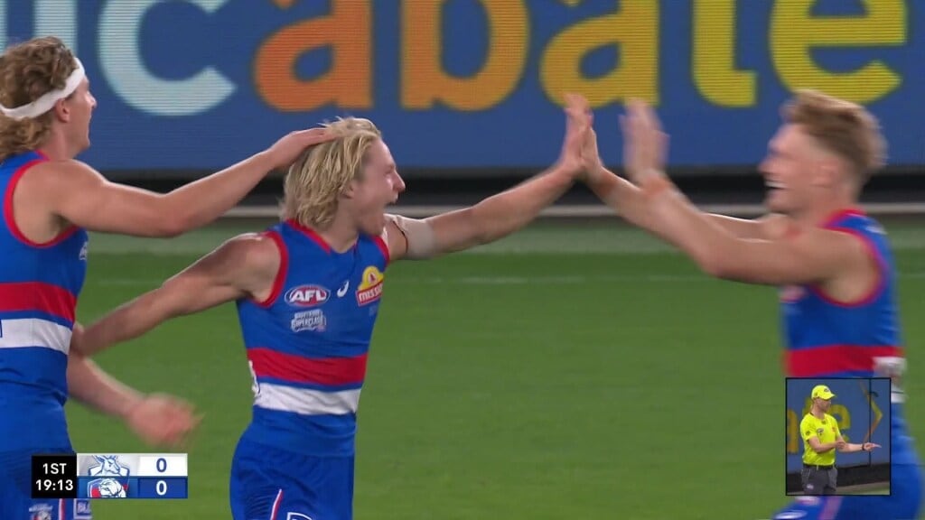 Weightman ripper gives Dogs fast start