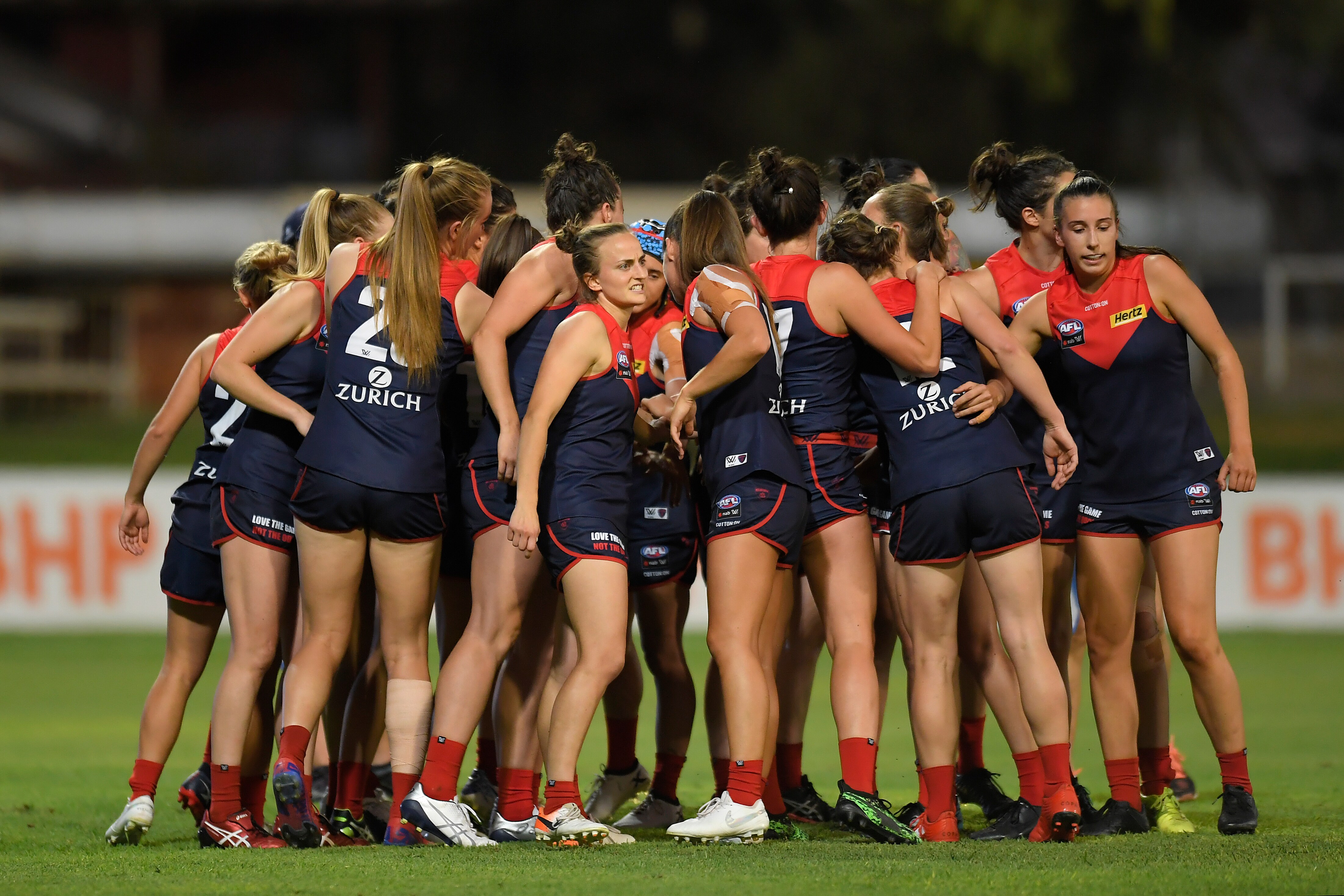 Trade Wrap Dees Jump To Top Three In Vic Draft