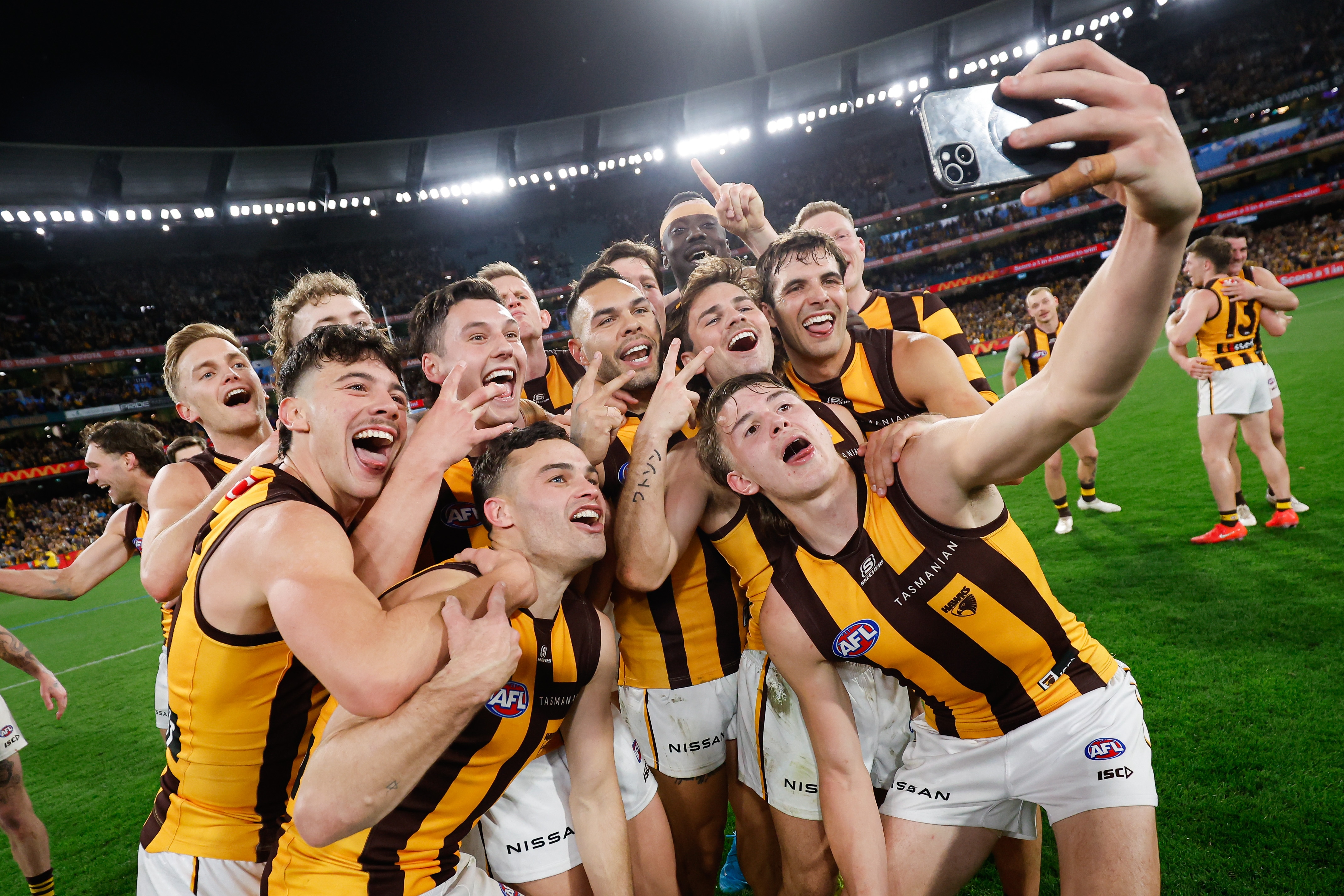 Bevy of Hawks US-bound to kickstart pre-season program