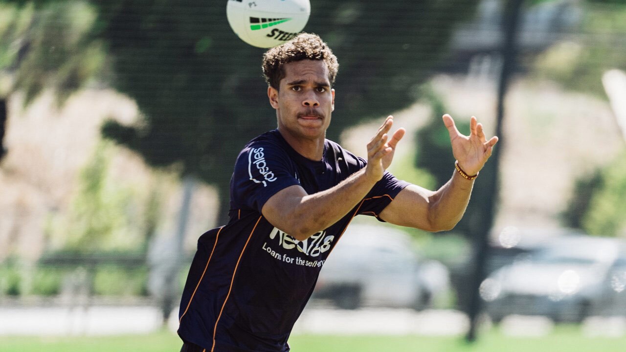 Rugby league convert joins Hawks as Category B rookie