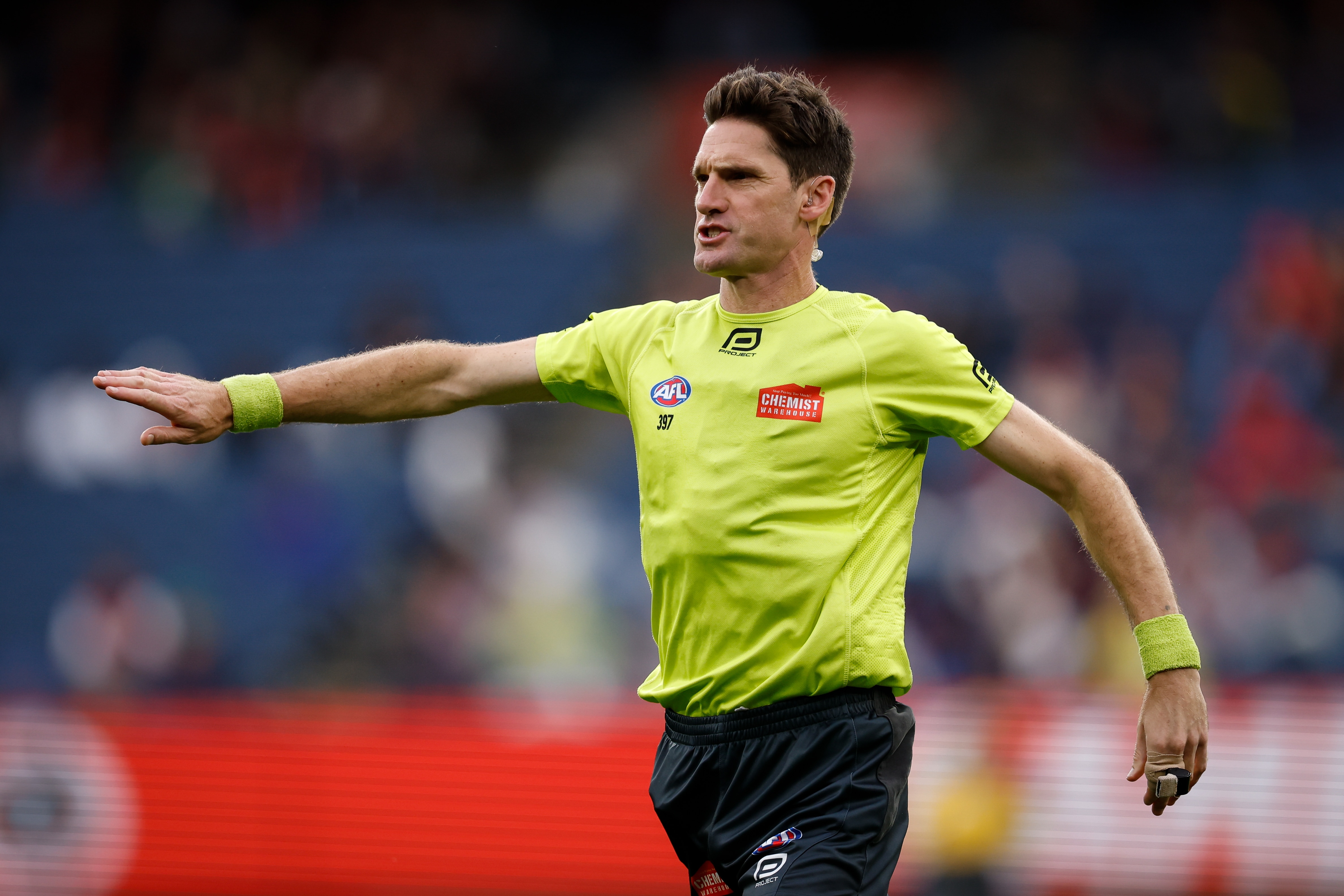 AFL makes call on experienced umpire after controversial Hawks-Blues decision
