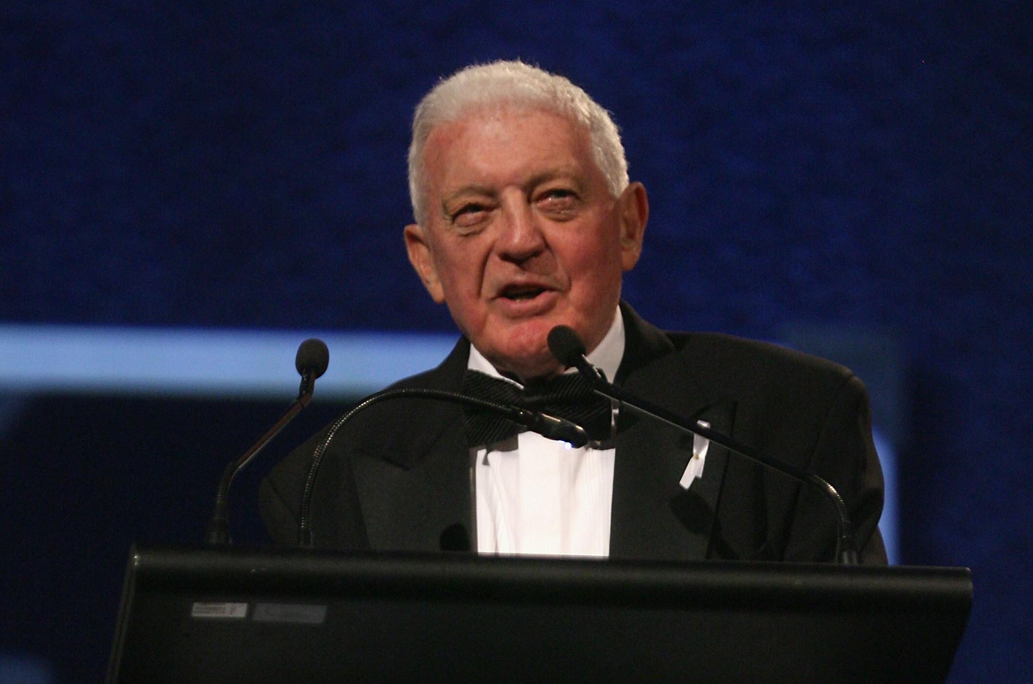 Remembering Brian Dixon A Melbourne Great On and Off the Field