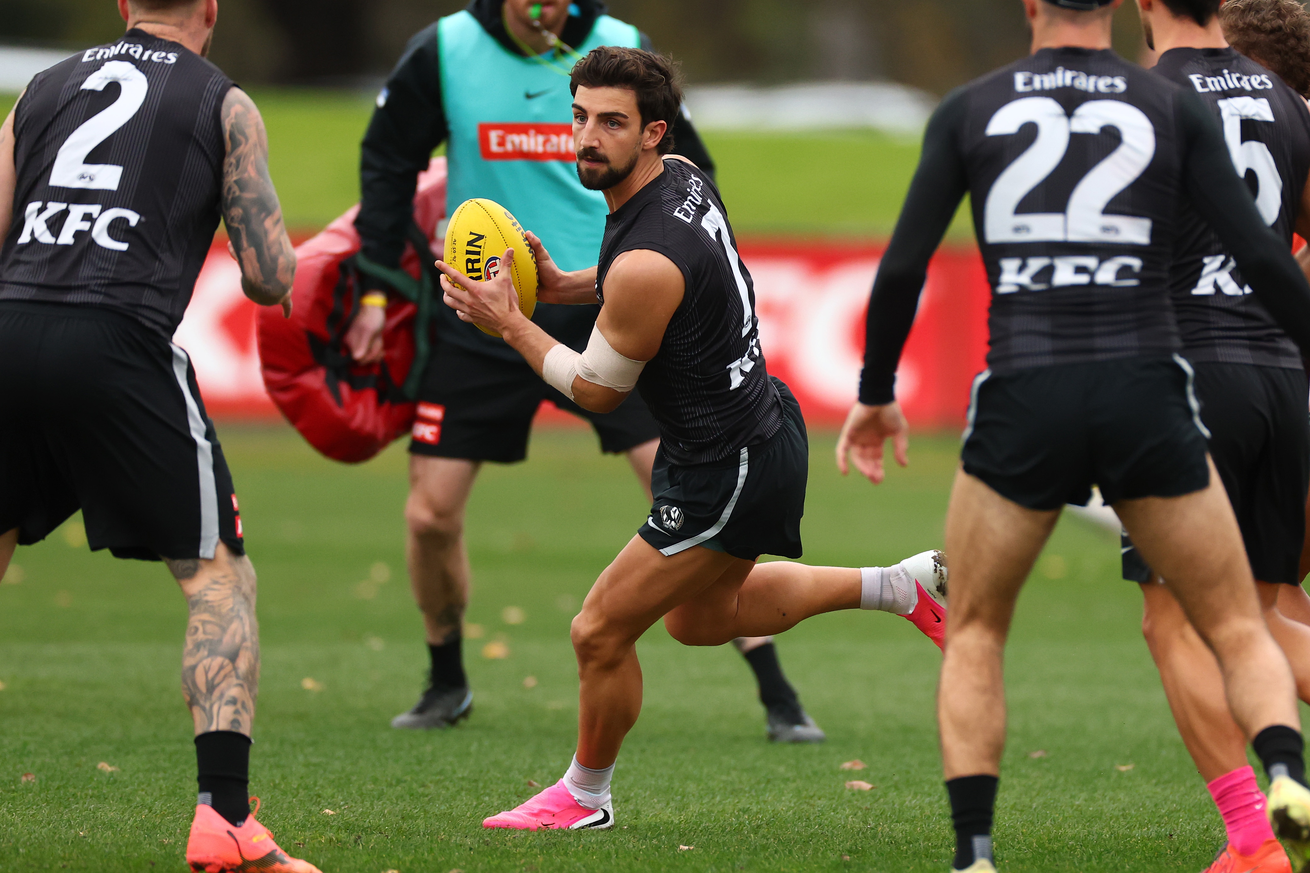 Pies forced away from Olympic Park as winter weather leaves oval unusable