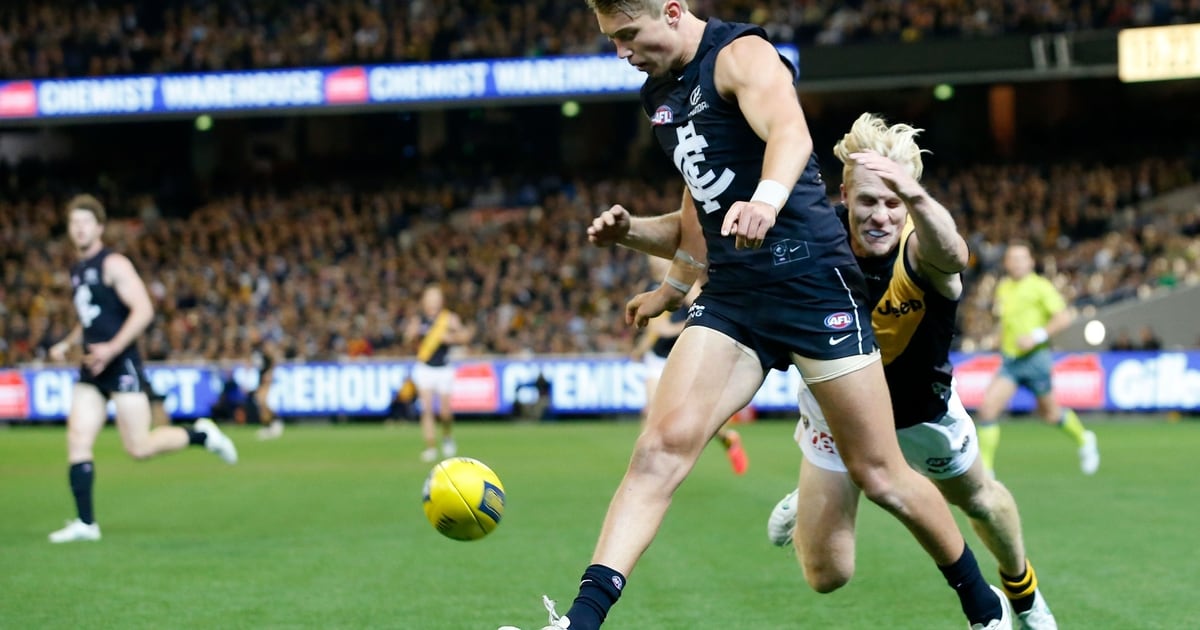 Who is eligible for the NAB AFL Rising Star award?