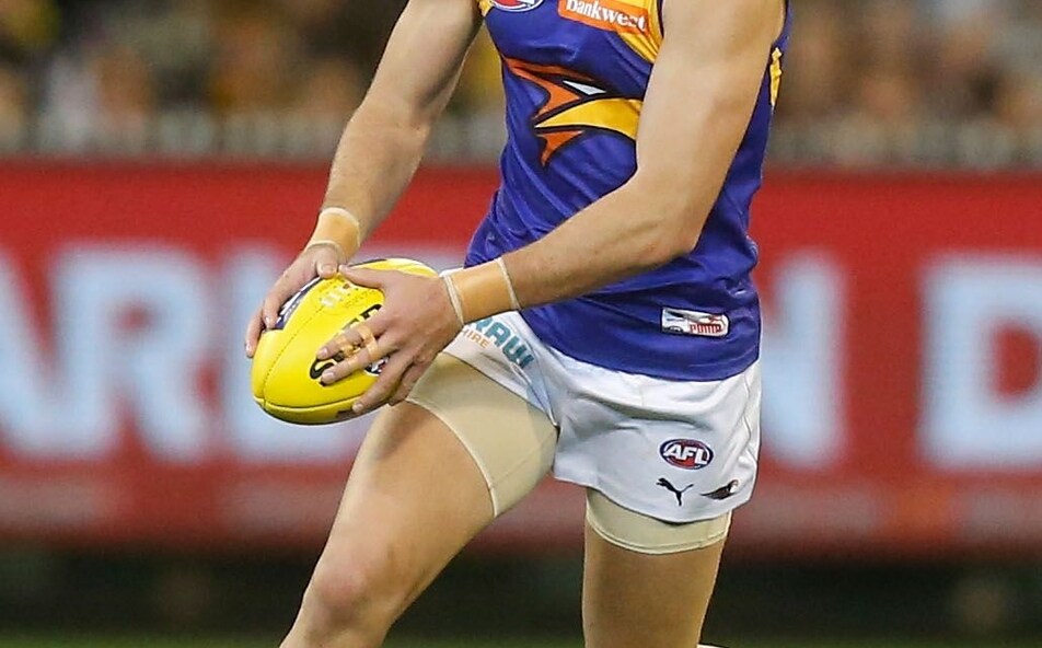 Breakout Eagle Elliot Yeo inks new deal