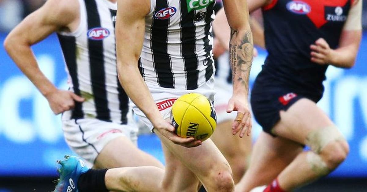 Match report Melbourne v Collingwood Match report Melbourne v Collingwood