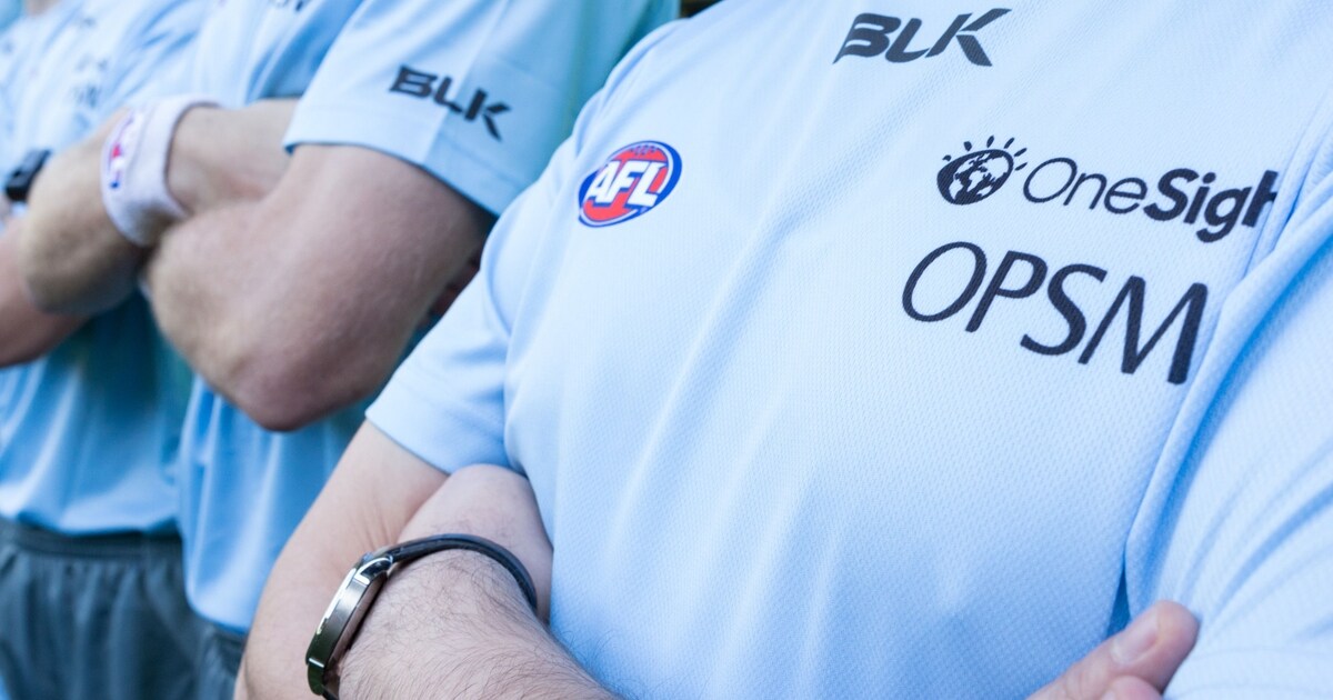 AFL Umpires to wear Blue