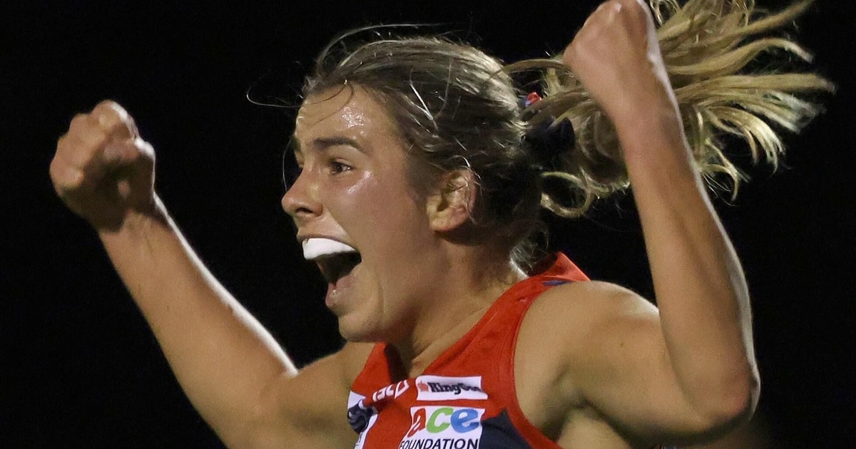 VFLW round 10 review: Cats pounce to challenge undefeated Pies