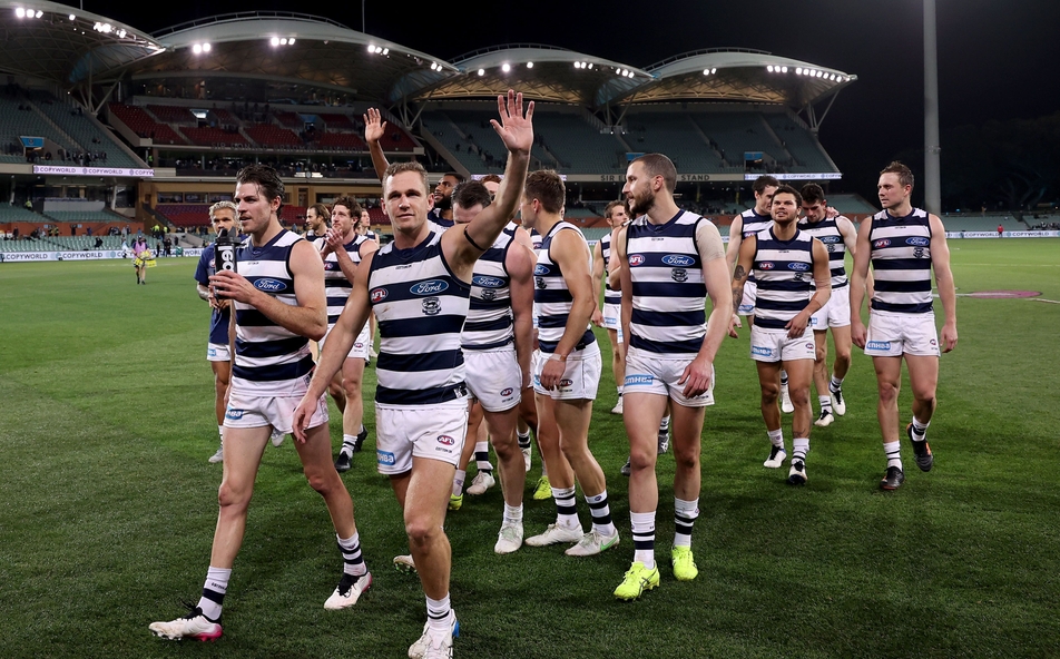 Arduous' circumstances continue as fog grounds Geelong Cats in Adelaide