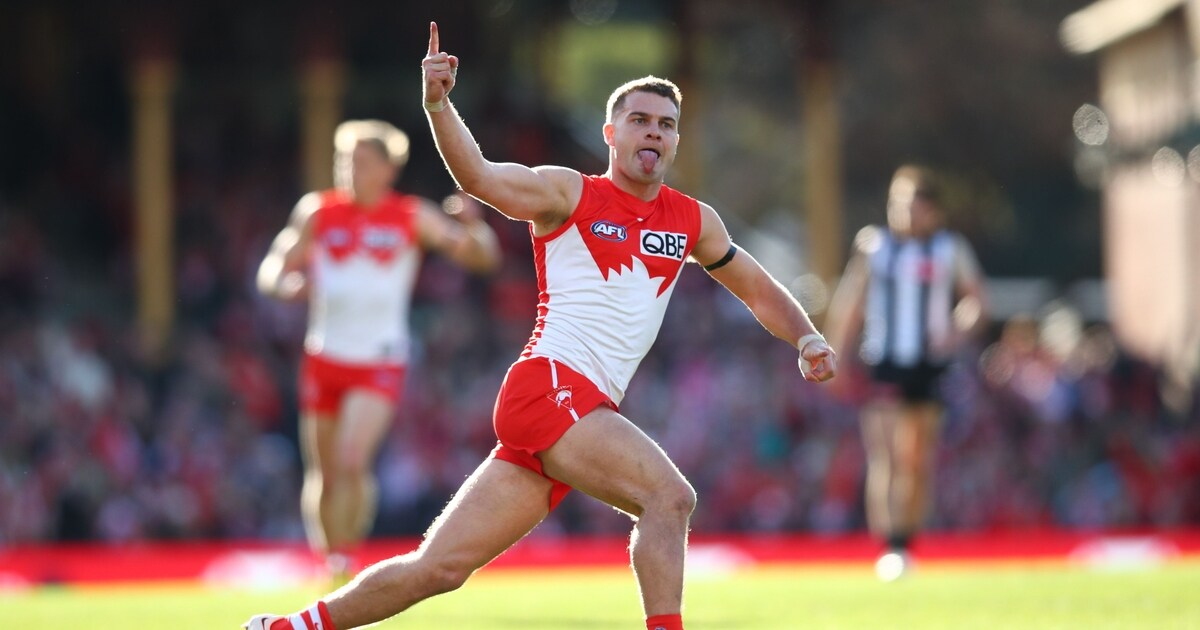 Exuberant Sydney Swan Tom Papley 'having fun' in new starring role