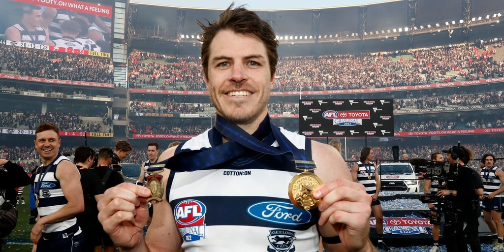 Four-time premiership hero Issac Smith to hang up the boots - Vimarsana News