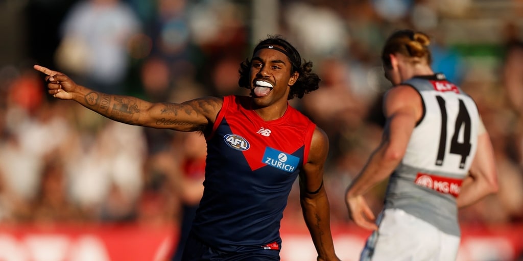 Four more years: Melbourne Demons livewire Kozzy Pickett re-signs - Vimarsana News