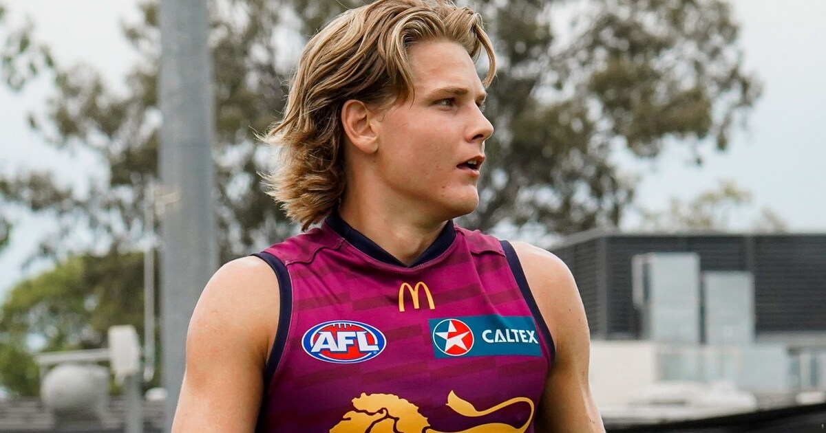 Young gun Will Ashcroft impresses alongside star mids Josh Dunkley, Lachie Neale in Brisbane