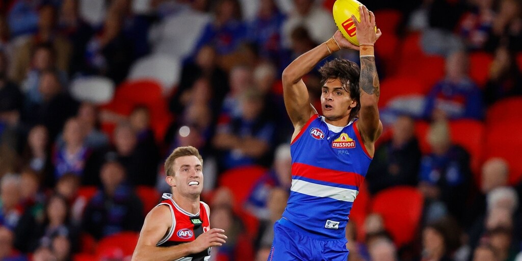 Clubs, League condemn alleged racist comments aimed at Bulldog - Vimarsana News