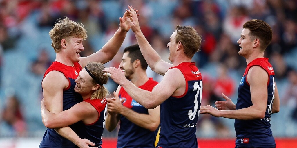 Risk and reward: Dees' 'brave' call to refresh attack pays off - Vimarsana News