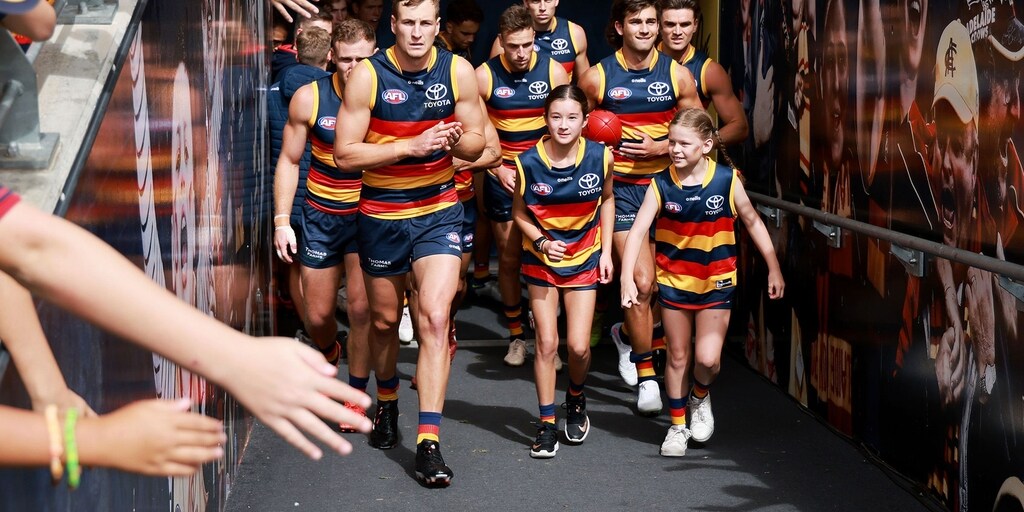 Box-office Adelaide Crows ready to step back into the spotlight for Gather Round - Vimarsana News