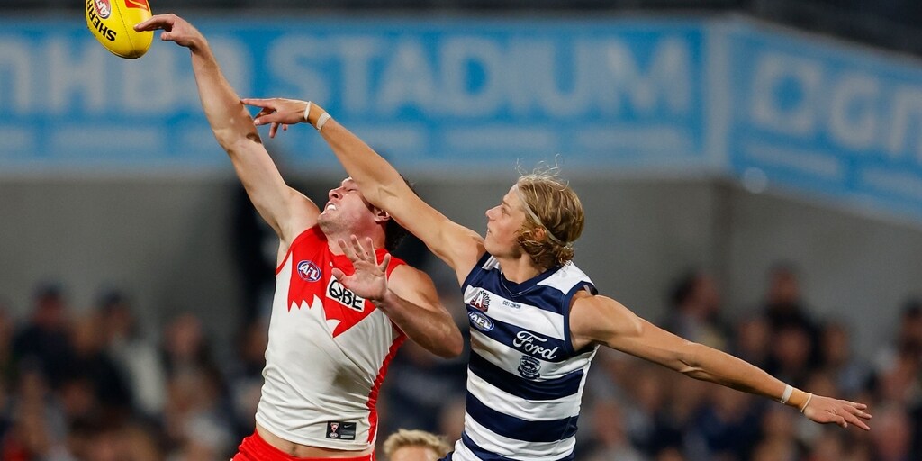 Ruck 'n' role: Key Geelong Cat Sam De Koning enjoys fresh challenge - Vimarsana News