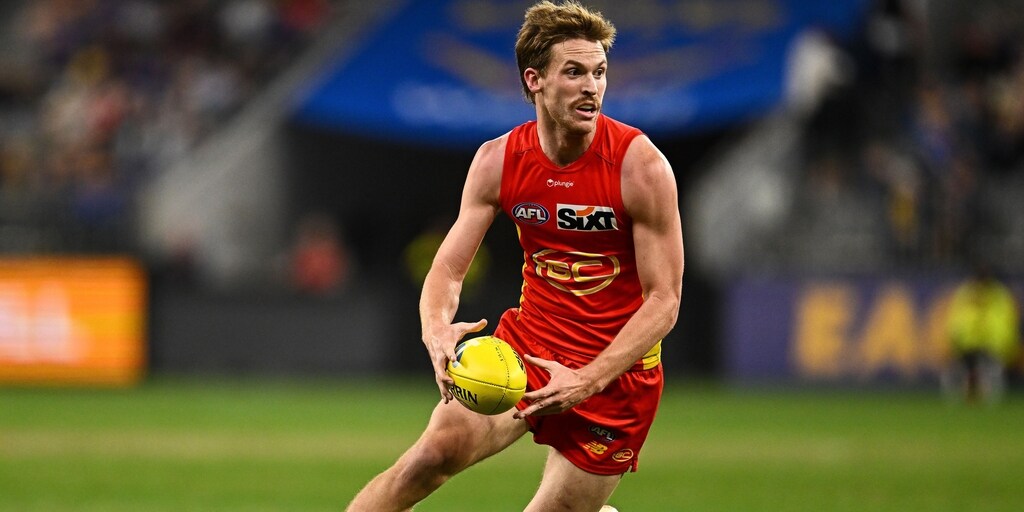 Gun mid Noah Anderson snares first Gold Coast Suns B&F, key defender Sam Collins finishes runner-up - Vimarsana News