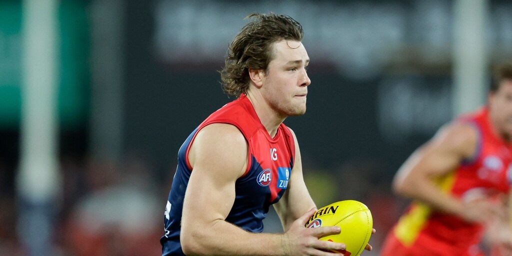 MATCH REVIEW: Melbourne Demon Tom Sparrow banned, North Melbourne Aidan Corr learns fate for strike - Vimarsana News