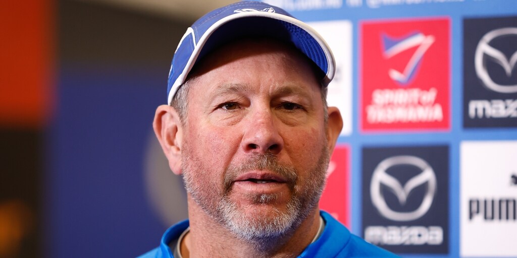 Do it for Alastair Clarkson: Brett Ratten confident North Melbourne Kangaroos can 'put a smile on his face' - Vimarsana News