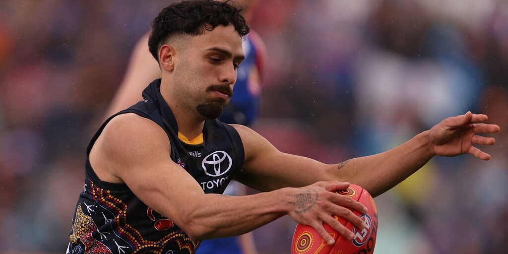 'There's some emotion around it': Adelaide's Izak Rankine tipped to fire against old side Gold Coast - Vimarsana News