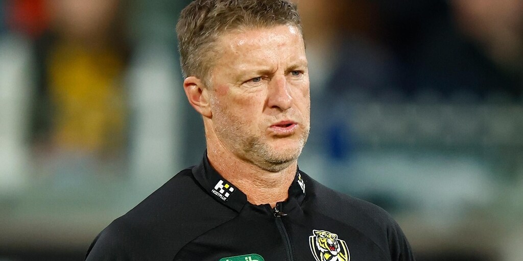 Tiger shock: Damien Hardwick to quit as Richmond coach - Vimarsana News