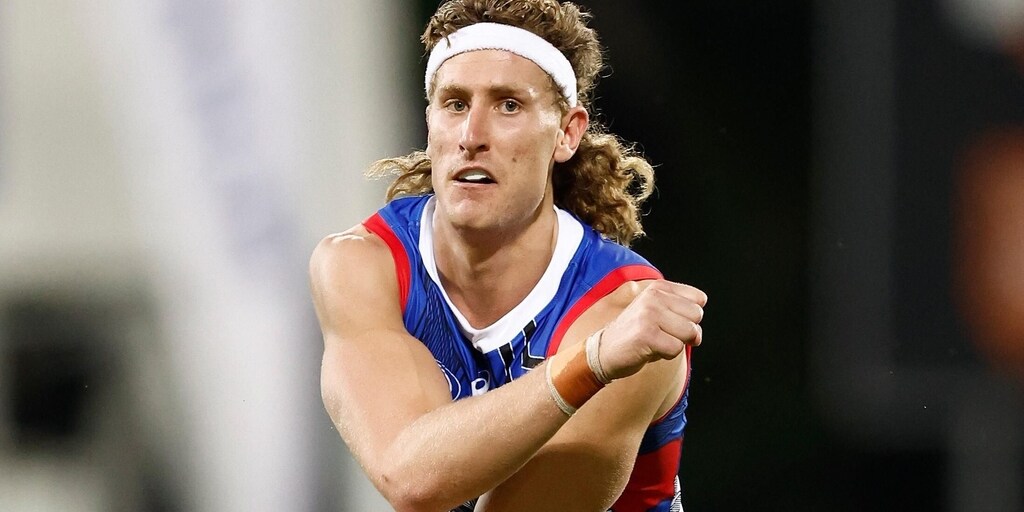 Western Bulldogs have no plans to send Aaron Naughton to defence - Vimarsana News