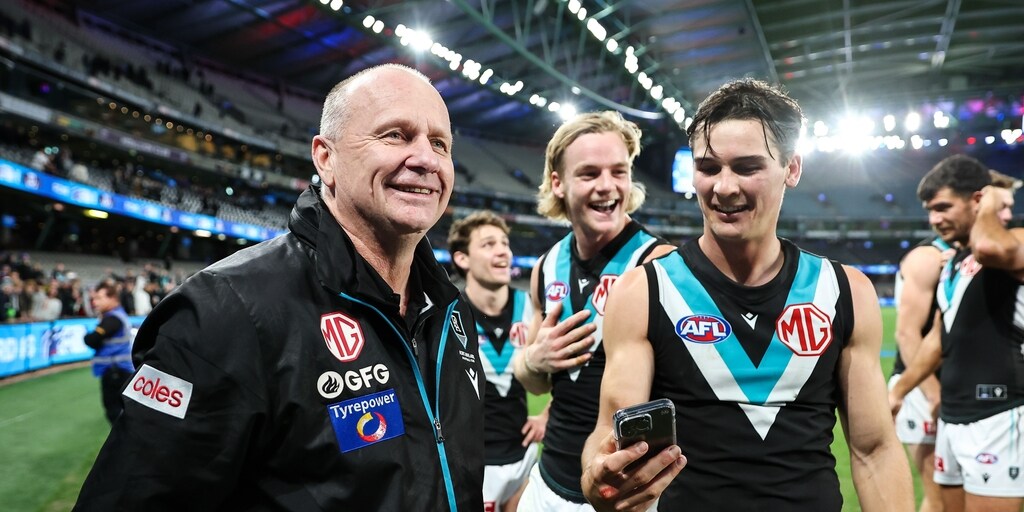 BARRETT: Port Adelaide's Ken Hinkley shows Western Bulldogs, Brisbane Lions how to make tough calls - Vimarsana News
