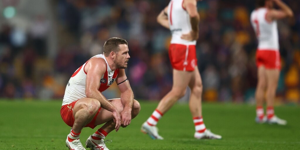 John Longmire not giving up on finals dream as ill-discipline costs Sydney Swans - Vimarsana News