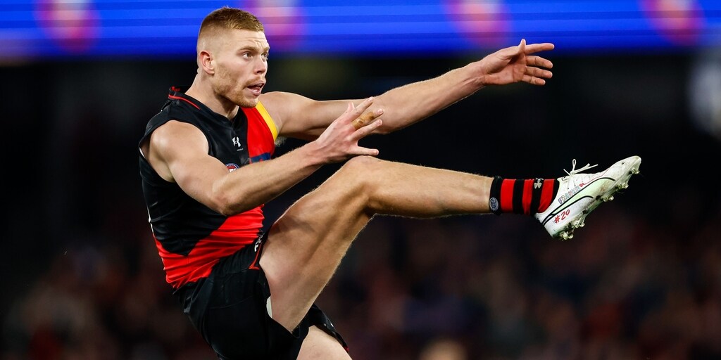 Essendon Bombers forward Peter Wright, key defender Jordan Ridley among group ruled out of St Kilda Saints clash - Vimarsana News