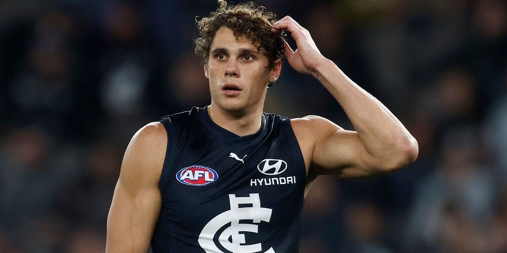'It's his first crack at it': Carlton coach Michael Voss defends star Charlie Curnow's finals series - Vimarsana News
