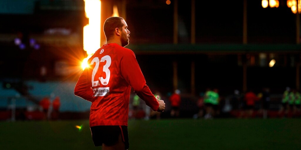 In-form Sydney Swans superstar Lance Franklin poses hurdle for Essendon Bombers in high-stakes clash - Vimarsana News