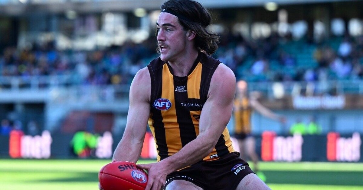 owns spotlight in powerful 50th game