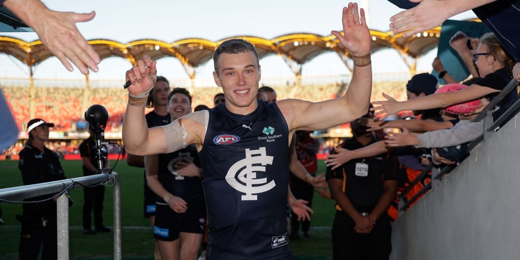 'The job isn't done': Carlton coach Michael Voss happy after win over Gold Coast Suns, but Blues eye bigger prize - Vimarsana News
