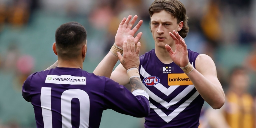 Fremantle Dockers bring down Hawthorn Hawks to end season on a high - Vimarsana News