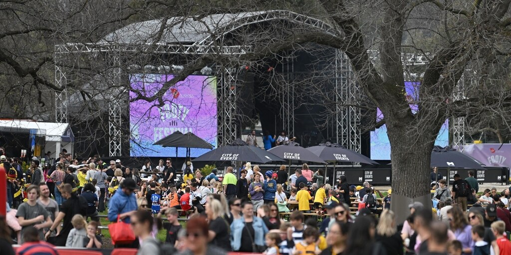 Footy fever hits Yarra Park for the 2023 AFL Footy Festival - Vimarsana News