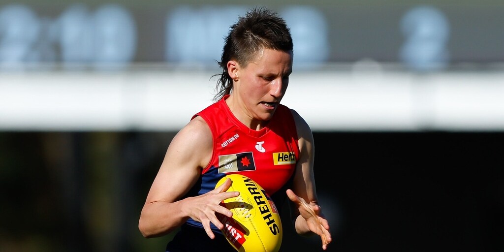 Why Dees star changed her name, and how that dog-related incident unfolded - Vimarsana News