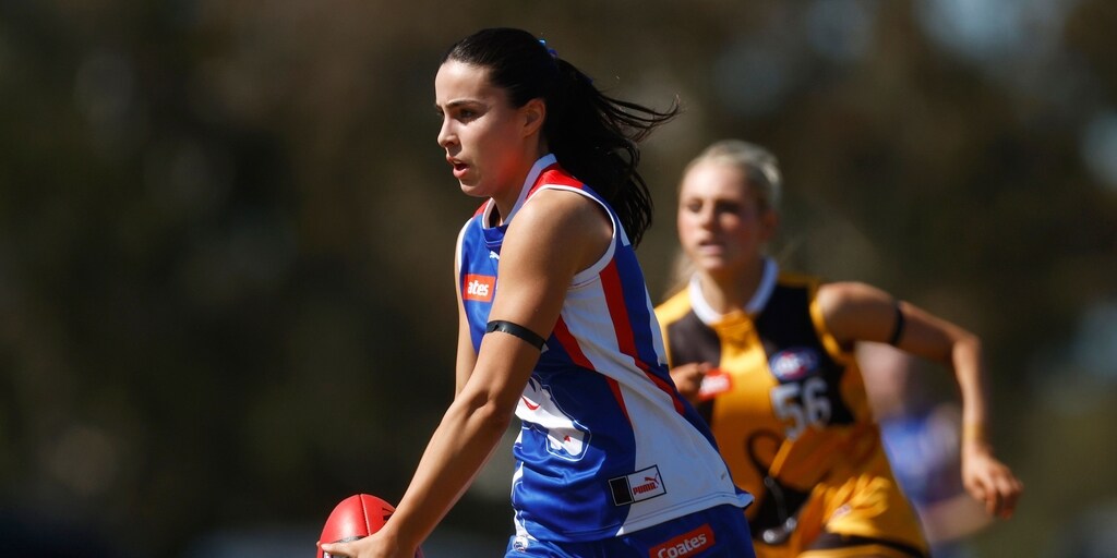 Talented mid heading to Geelong under father-daughter rules - Vimarsana News