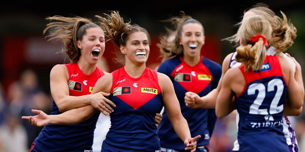Match report: Melbourne Demons topple Fremantle Dockers to edge closer to $1m McClelland bounty - Vimarsana News