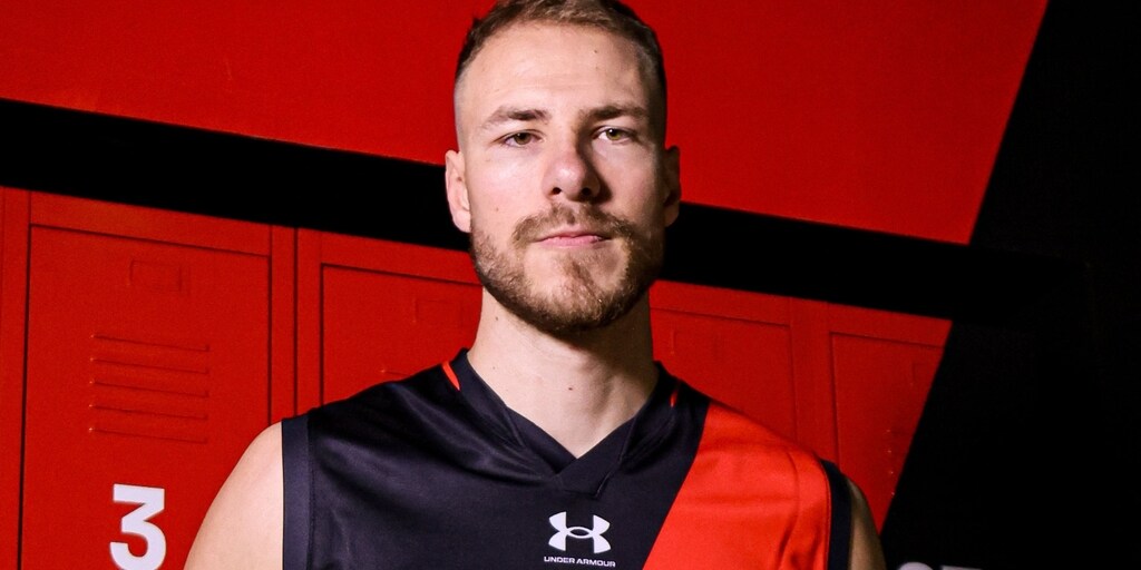 'Going to fit straight in' New Essendon Bomber Ben McKay tipped to be a game-changer - Vimarsana News
