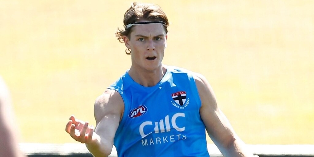 Ex-Essendon Bomber Josh Eyre among five to trial at Collingwood Magpies, senior stars return early - Vimarsana News