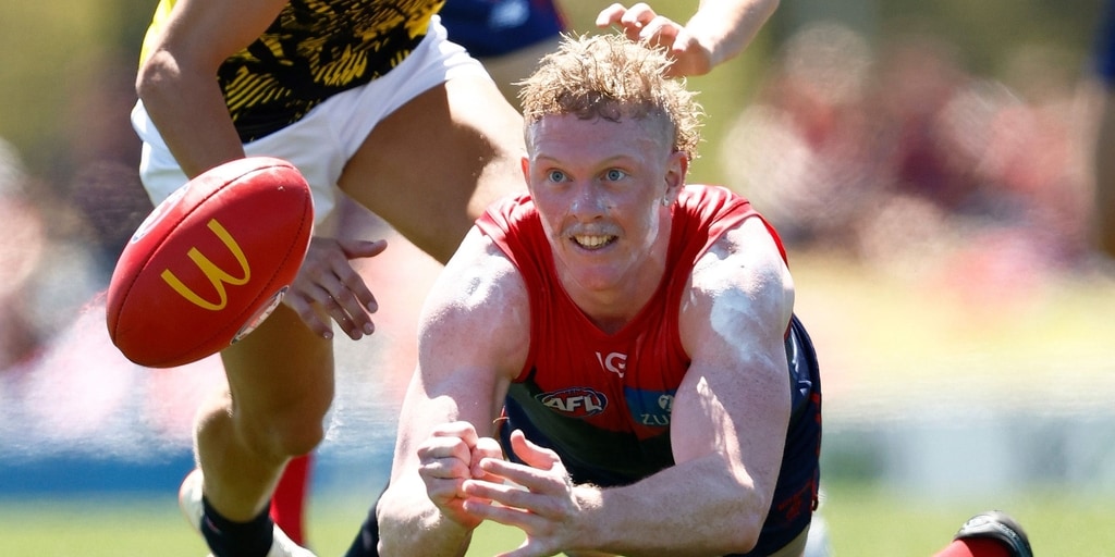Melbourne Demons star Clayton Oliver kicks brilliant goal, has injury scare in pre-season match simulation against Richmond Tigers - Vimarsana News