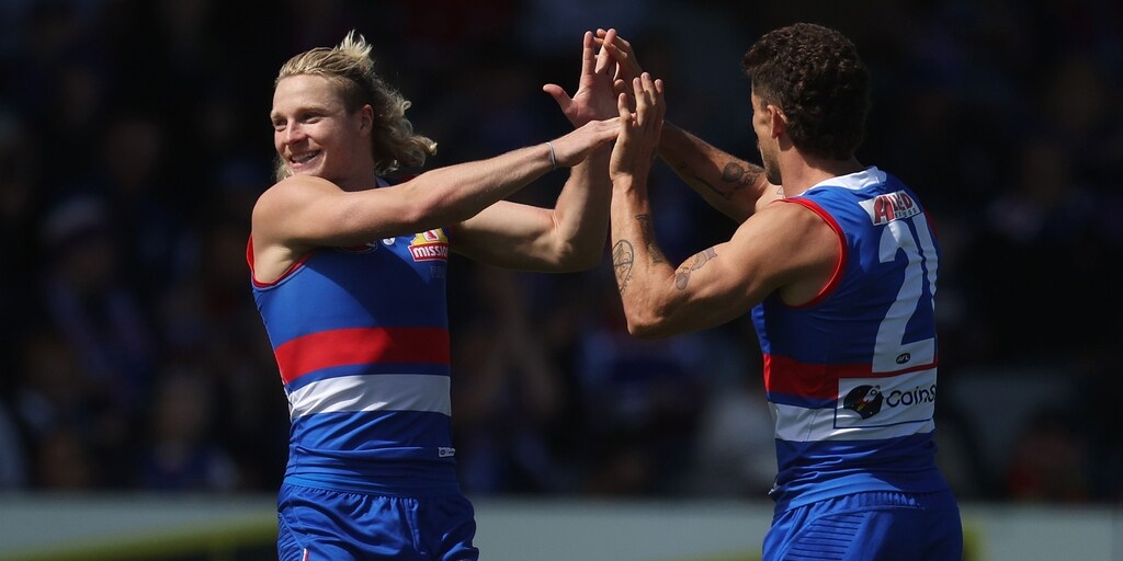 Cody Weightman hits Gold Coast Suns for six as Western Bulldogs claim first win - Vimarsana News