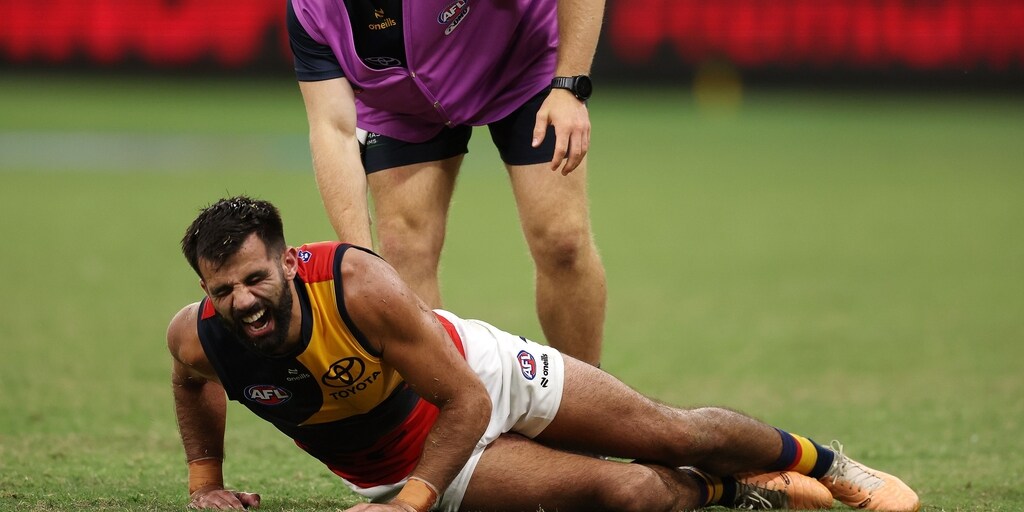 Injury-prone Adelaide Crow Wayne Milera suffers season-ending knee injury - Vimarsana News