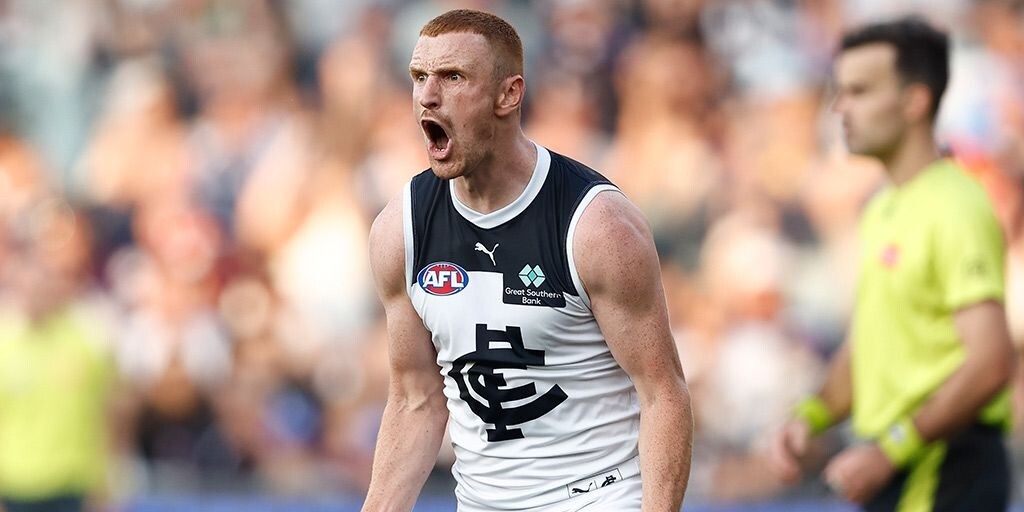 Undisciplined Dockers hand Blues controversial win - Vimarsana News