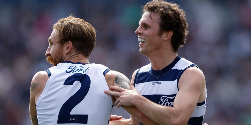Right at Holmes: Max signs extension with Geelong Cats - Vimarsana News