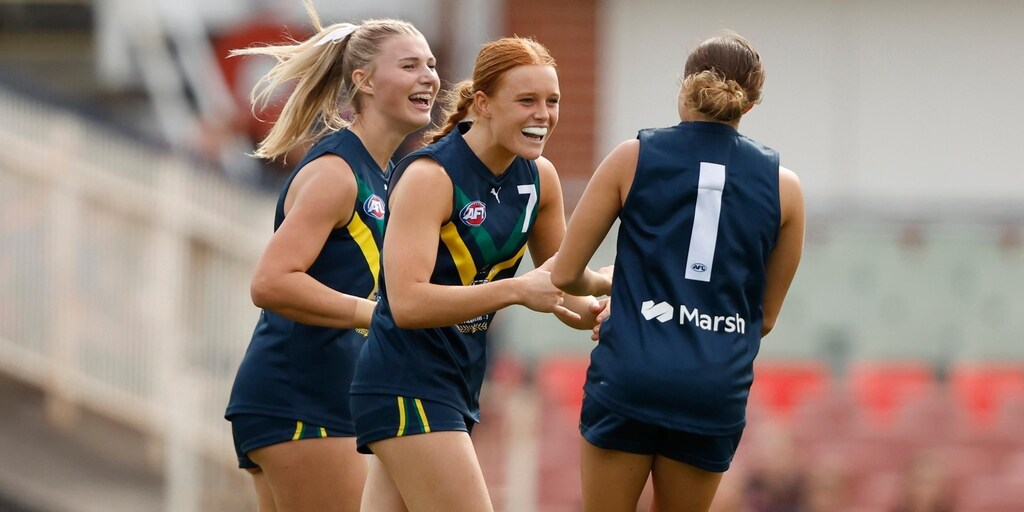 Draft Diaries: Speedy father-daughter Sophie McKay dreams of the Carlton Blues - Vimarsana News