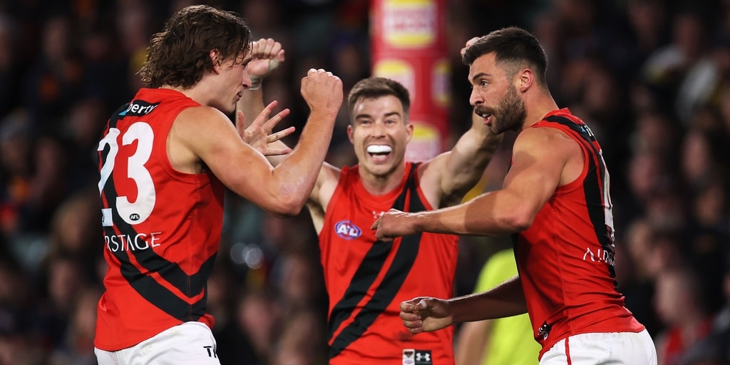 Bombers break Crows' hearts in an instant classic - Vimarsana News