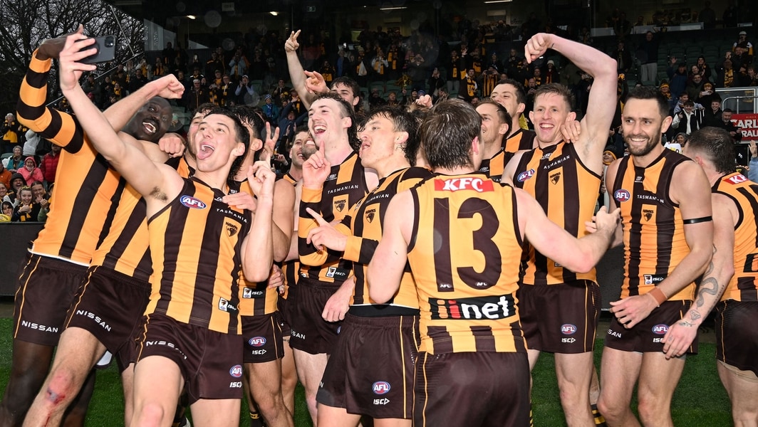 From 0-5 to finals: How rare the Hawks fairytale is